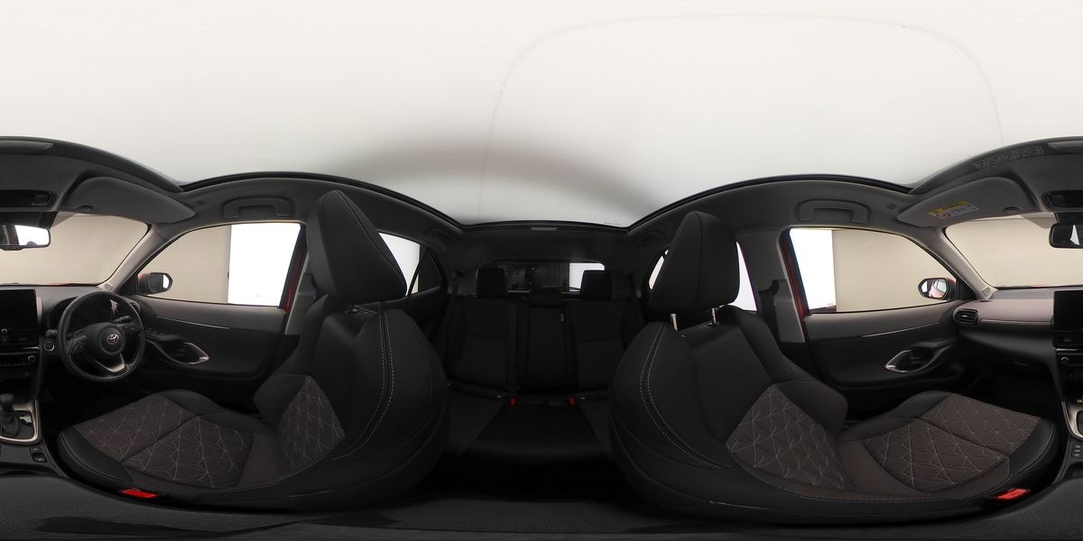 Used Toyota Yaris Cross 2024 for sale - 77277071: Photo 44