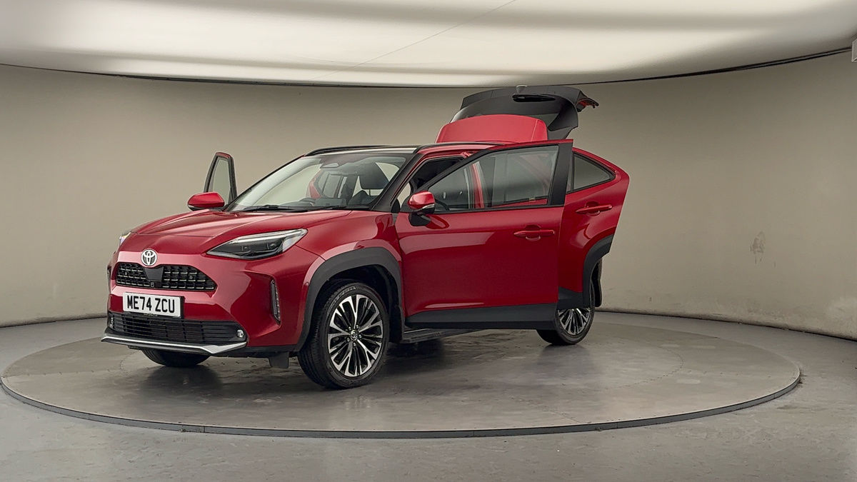 Used Toyota Yaris Cross 2024 for sale - 77277071: Photo 49