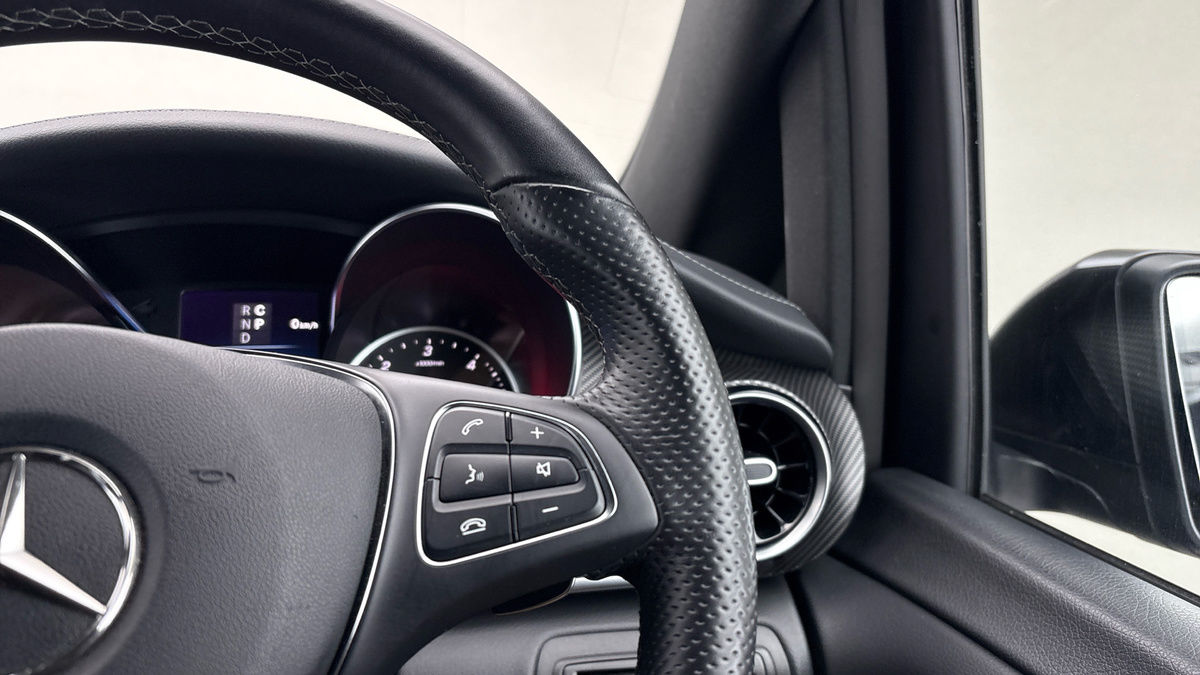 Used Mercedes-Benz V-Class 2023 for sale - 75999269: Photo 14