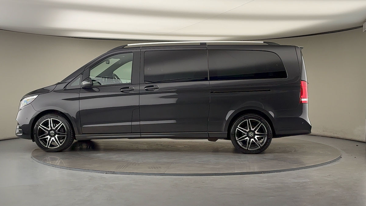 Used Mercedes-Benz V-Class 2023 for sale - 75999269: Photo 27