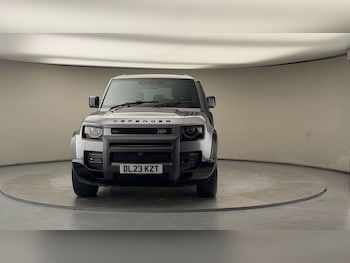 Used Land Rover Defender 110 2023 for sale - 78545130: Photo