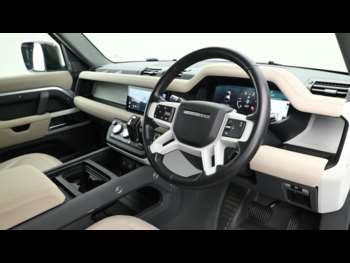 Used Land Rover Defender 110 2021 for sale - 74785115: Photo