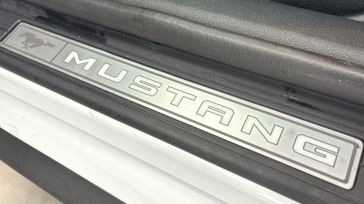 Used Ford Mustang 2019 for sale - 75912463: Photo 9