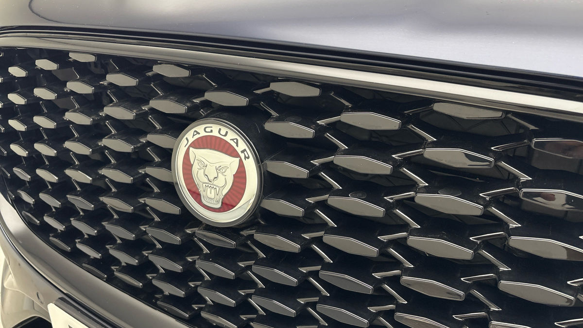 Used Jaguar F-Pace 2023 for sale - 78213259: Photo 24