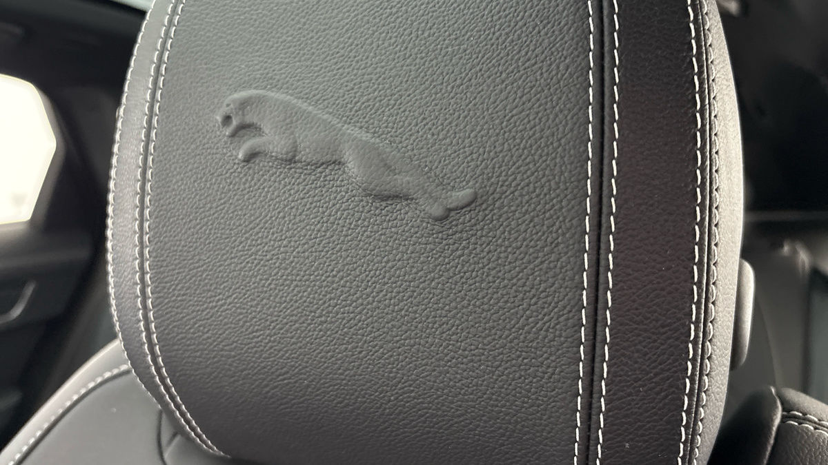 Used Jaguar F-Pace 2023 for sale - 78213259: Photo 25