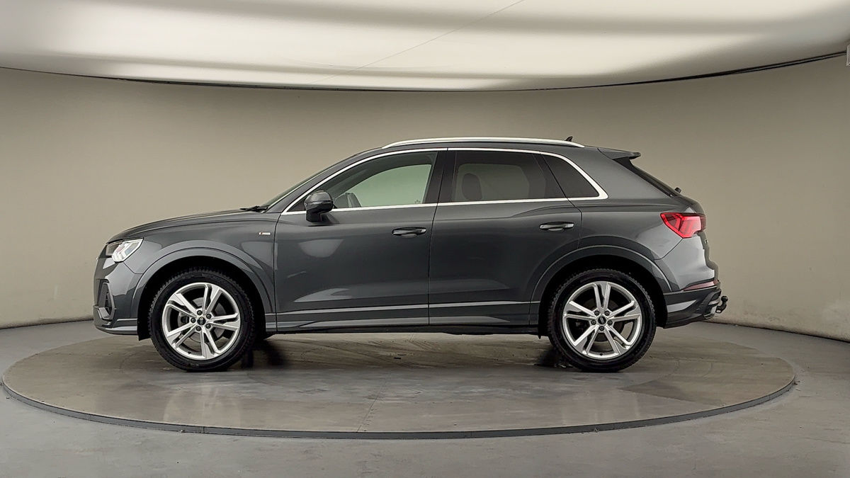 Used Audi Q3 2021 for sale - 76346213: Photo 15