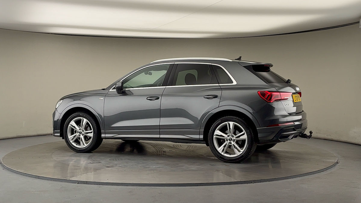 Used Audi Q3 2021 for sale - 76346213: Photo 26