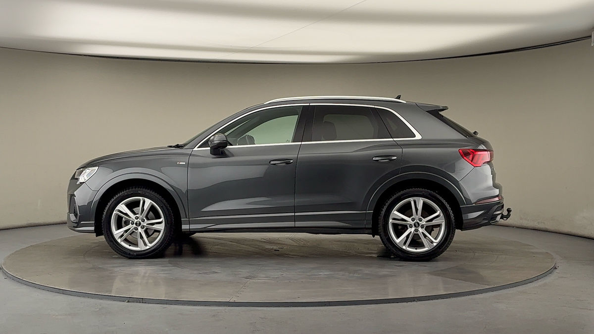 Used Audi Q3 2021 for sale - 76346213: Photo 27
