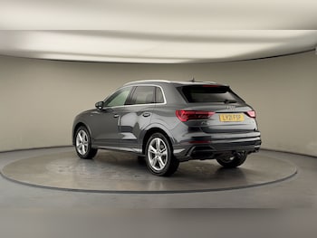 Used Audi Q3 2021 for sale - 76346213: Photo