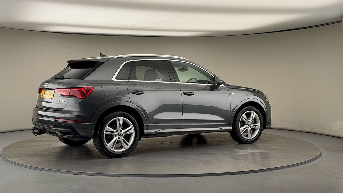 Used Audi Q3 2021 for sale - 76346213: Photo 38