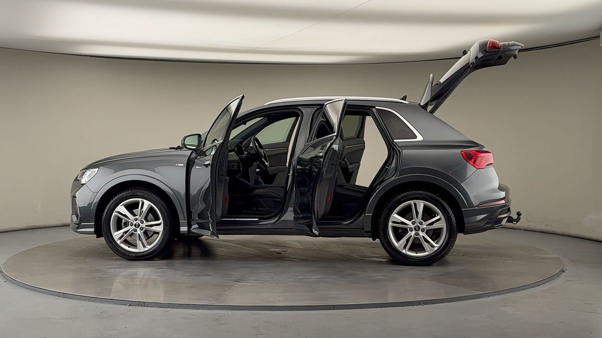 Used Audi Q3 2021 for sale - 76346213: Photo 46