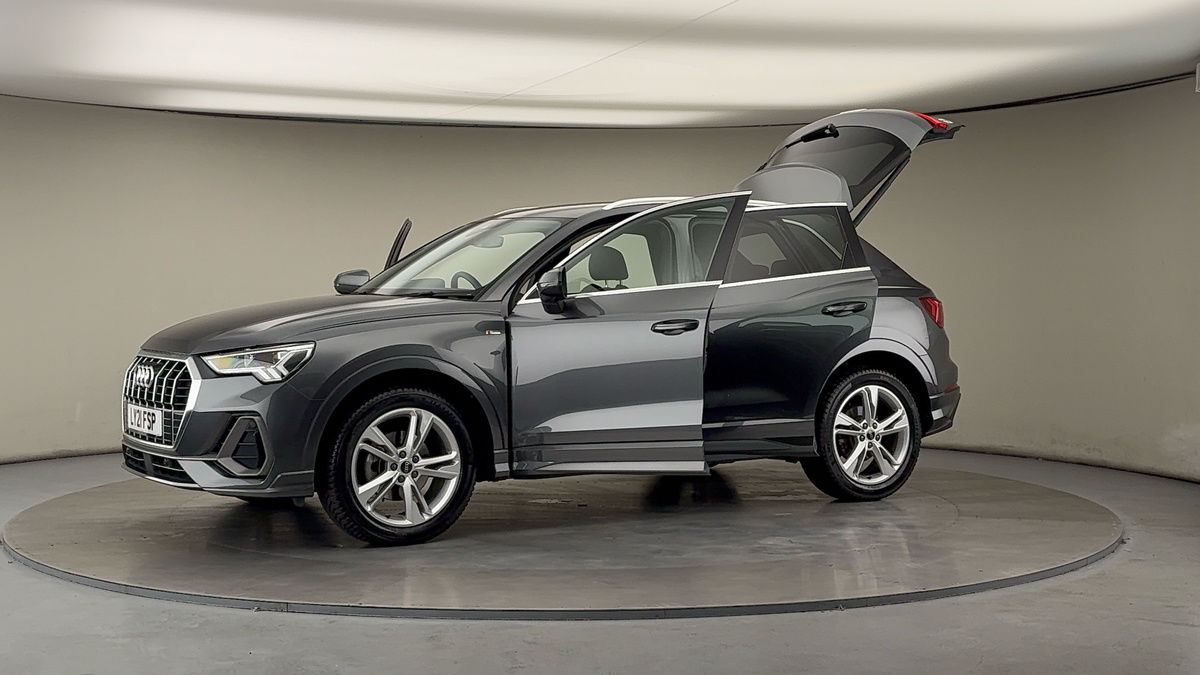 Used Audi Q3 2021 for sale - 76346213: Photo 48