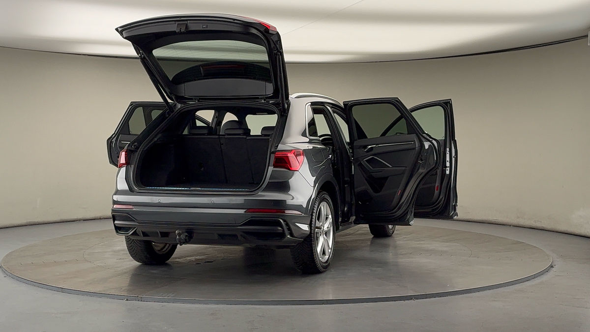 Used Audi Q3 2021 for sale - 76346213: Photo 59