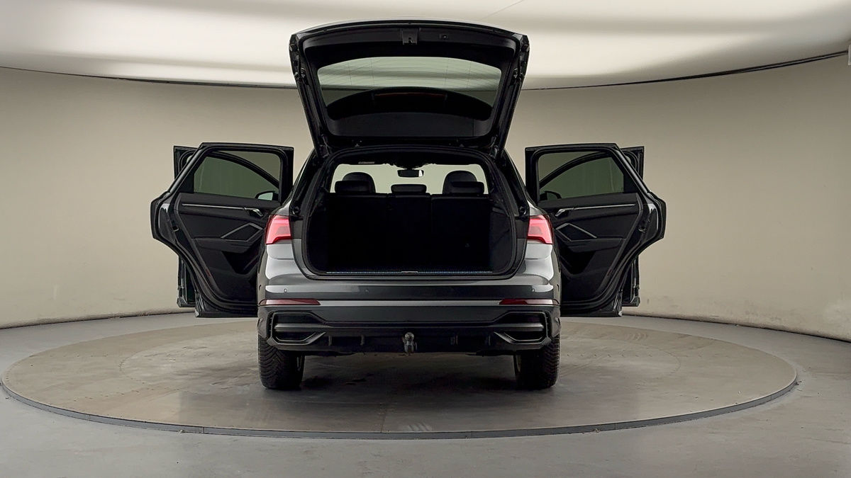 Used Audi Q3 2021 for sale - 76346213: Photo 60