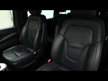Used Mercedes-Benz V-Class 2023 for sale - 74845635: Photo