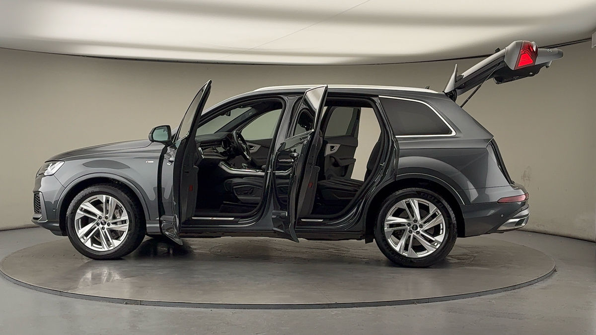 Used Audi Q7 2022 for sale - 76725446: Photo 47