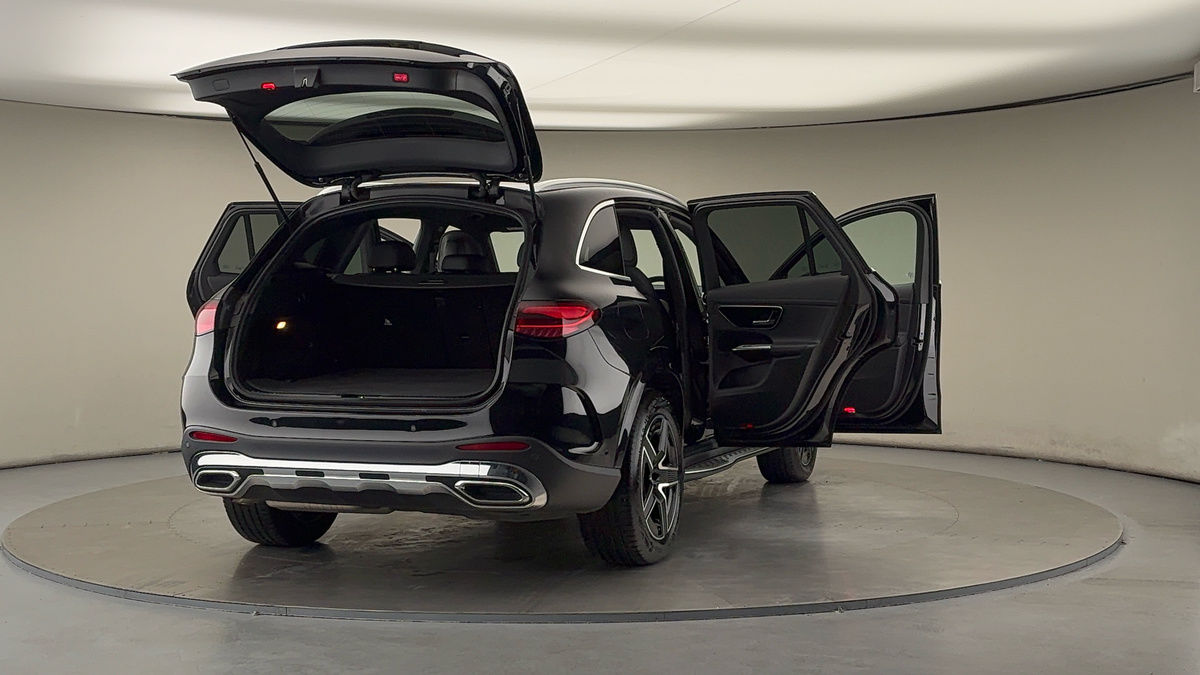 Used Mercedes-Benz GLC 2023 for sale - 76346214: Photo 61