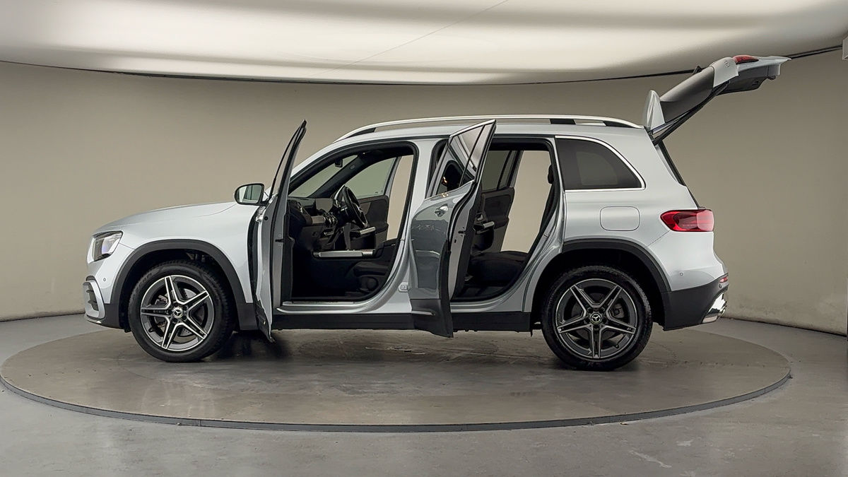 Used Mercedes-Benz GLB 2025 for sale - 76725447: Photo 47