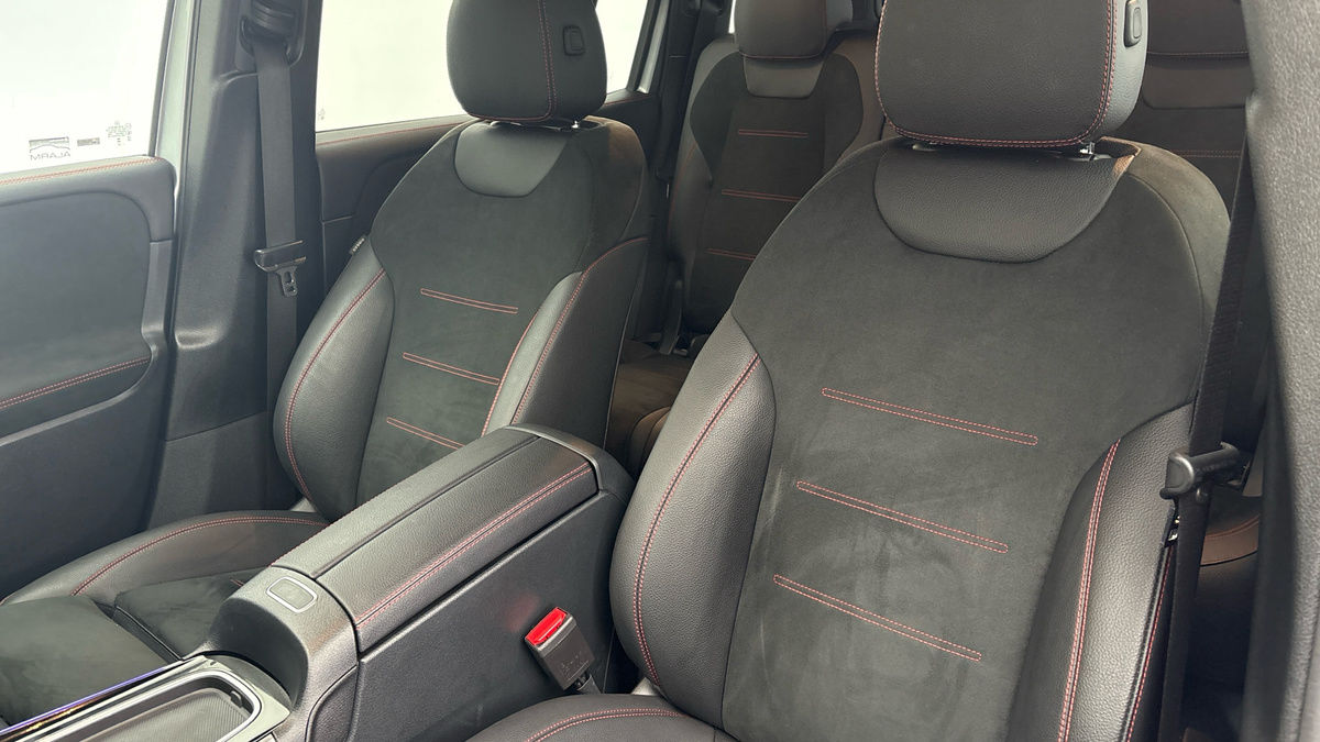 Used Mercedes-Benz GLB 2025 for sale - 76725447: Photo 7