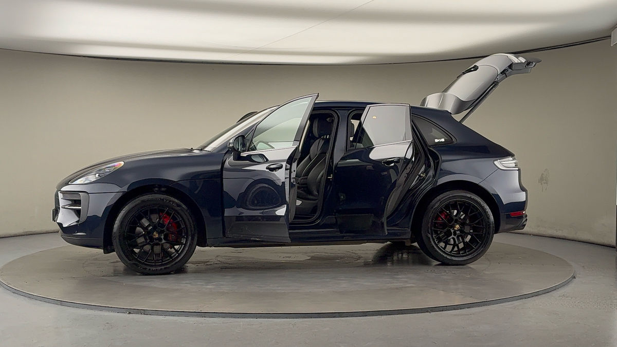 Used Porsche Macan 2021 for sale - 78213268: Photo 48