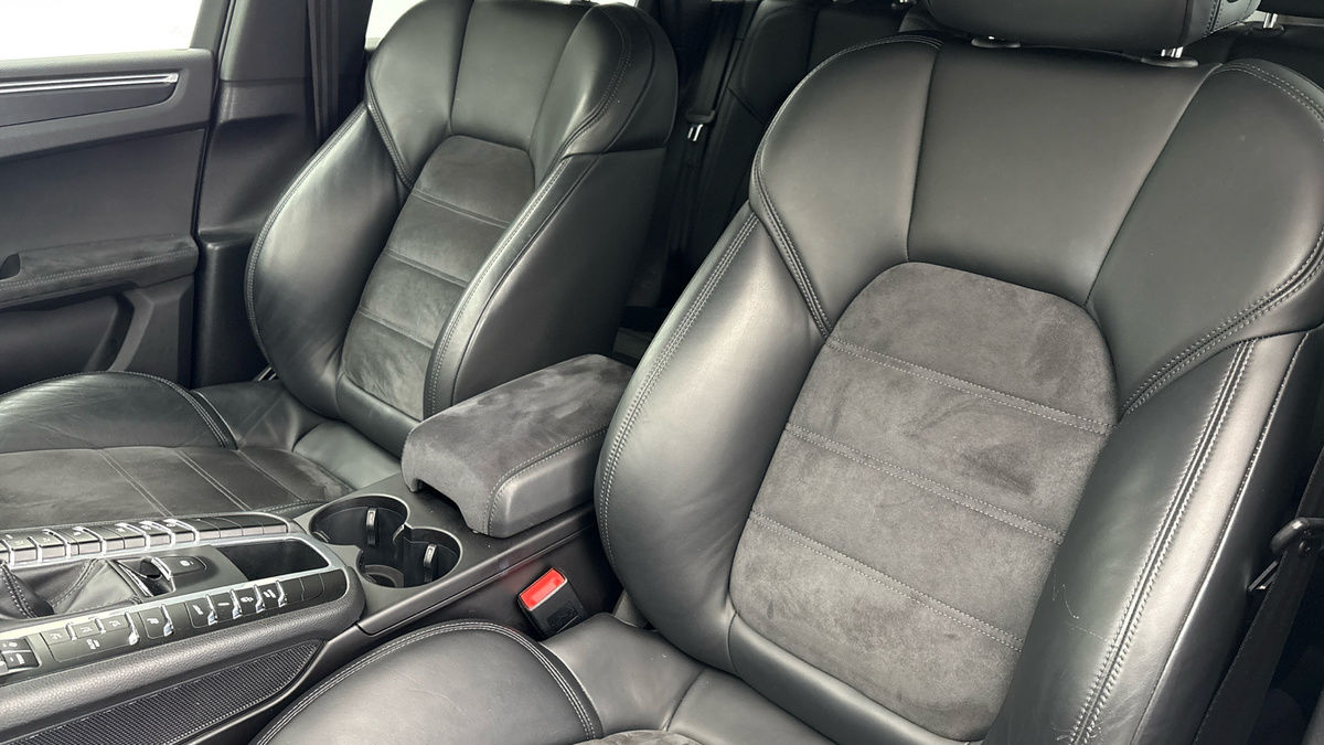 Used Porsche Macan 2021 for sale - 78213268: Photo 7