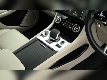 Used Jaguar F-Pace 2023 for sale - 75254676: Photo