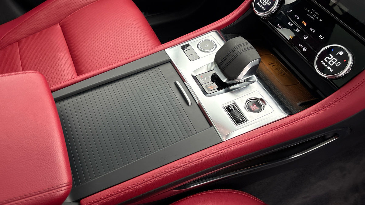 Used Jaguar F-Pace 2023 for sale - 76910825: Photo 18