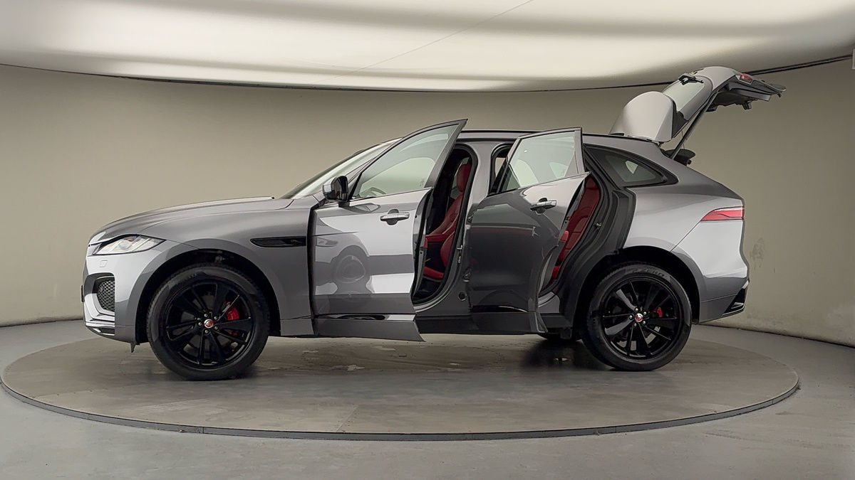 Used Jaguar F-Pace 2023 for sale - 76910825: Photo 48