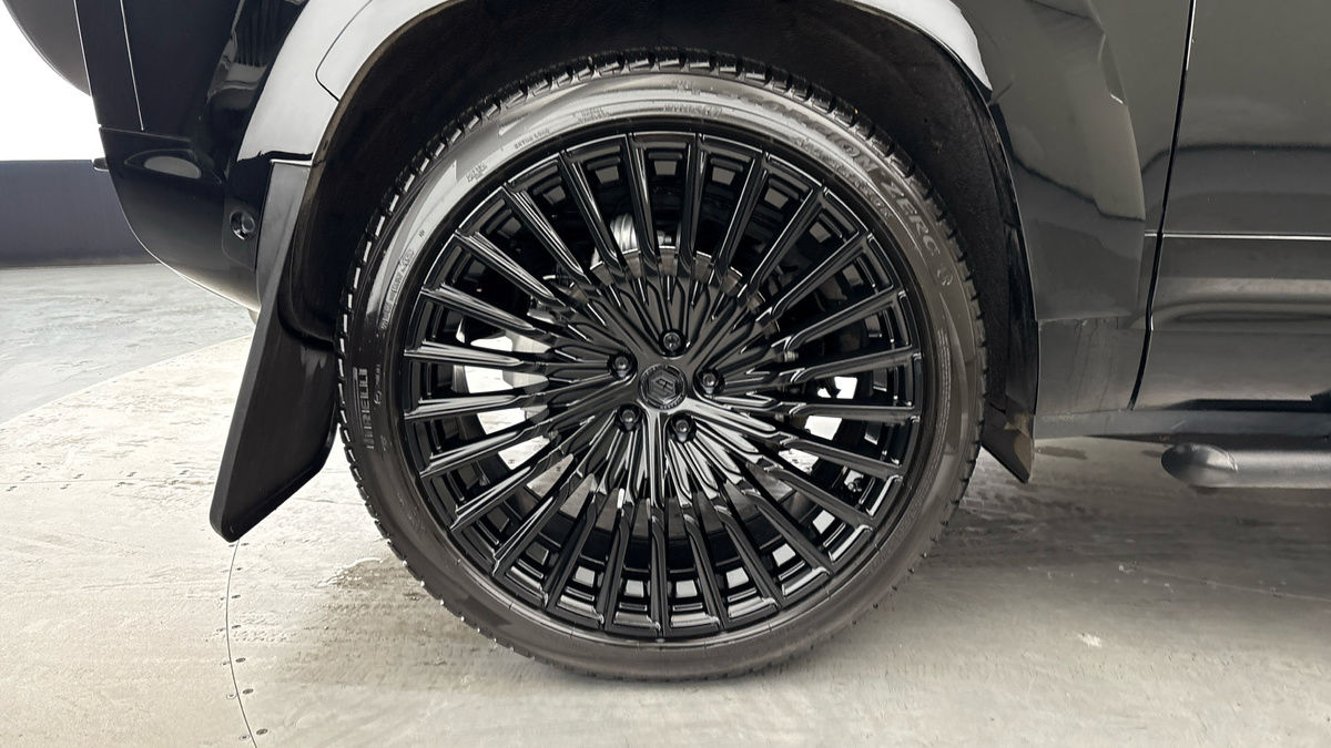 Used Land Rover Defender 2025 for sale - 77072915: Photo 10