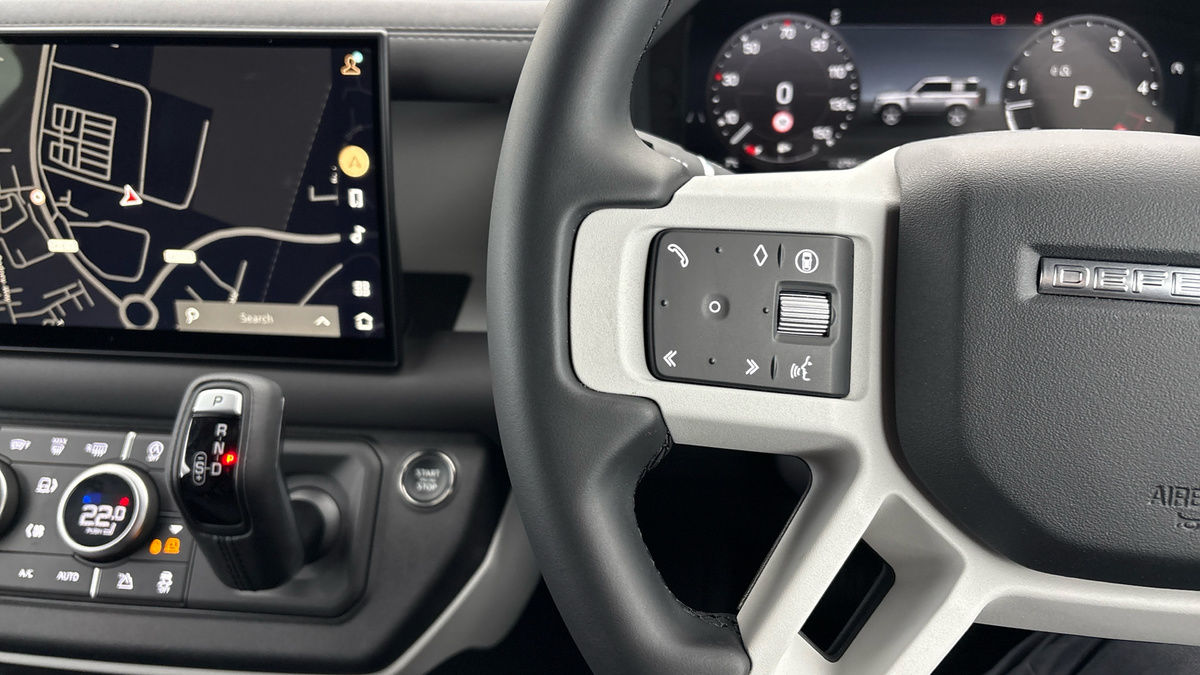 Used Land Rover Defender 2025 for sale - 77072915: Photo 13