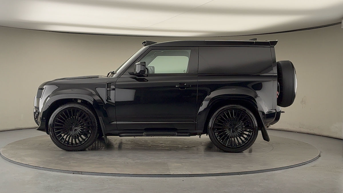 Used Land Rover Defender 2025 for sale - 77072915: Photo 15