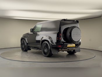 Used Land Rover Defender 2025 for sale - 77072915: Photo