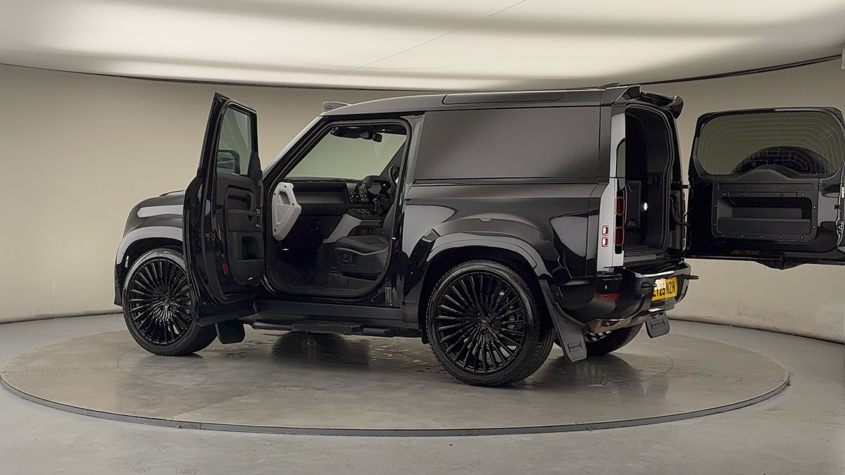 Used Land Rover Defender 2025 for sale - 77072915: Photo 48