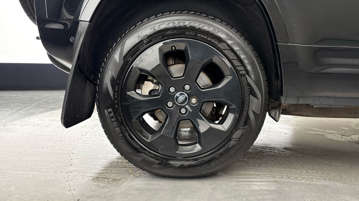 Used Land Rover Defender 110 2022 for sale - 77189041: Photo 10