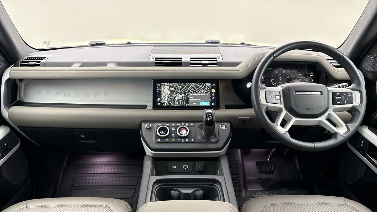 Used Land Rover Defender 110 2022 for sale - 77189041: Photo 12