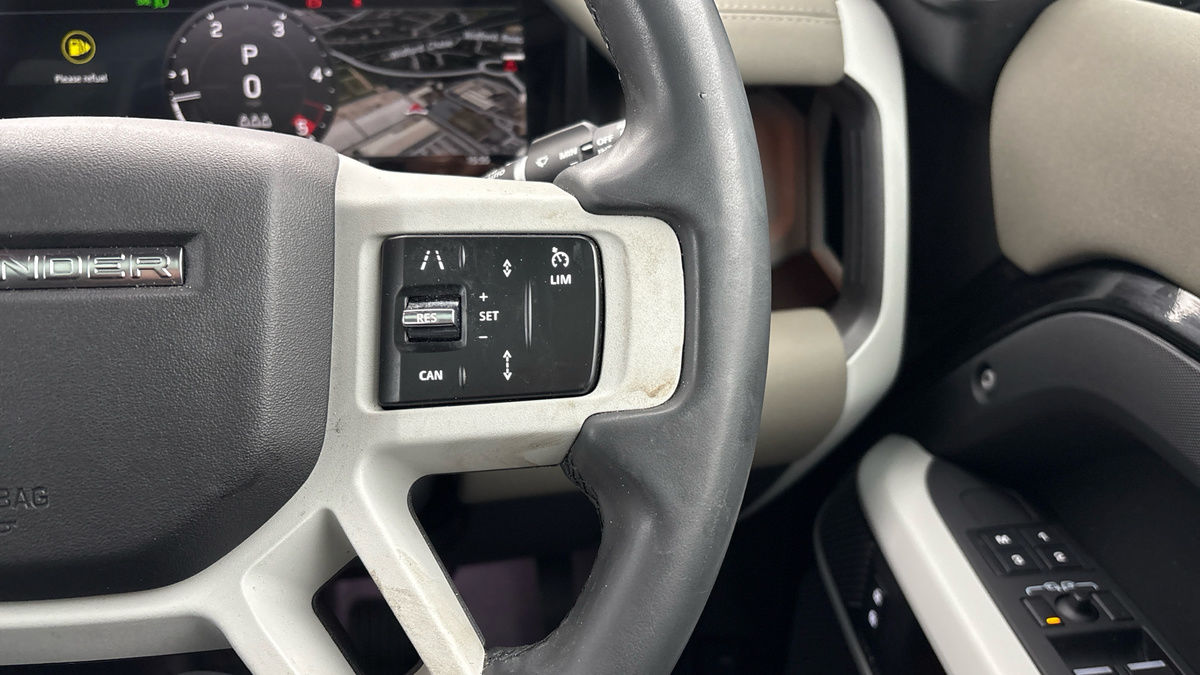 Used Land Rover Defender 110 2022 for sale - 77189041: Photo 14