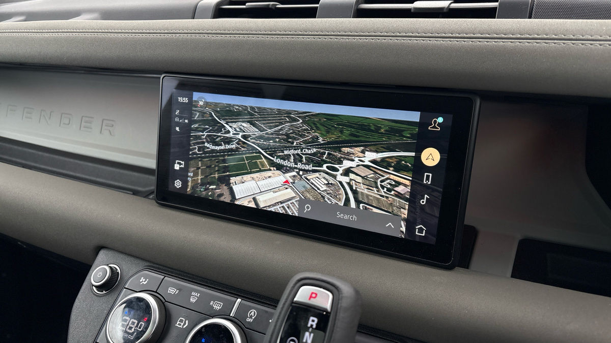 Used Land Rover Defender 110 2022 for sale - 77189041: Photo 17