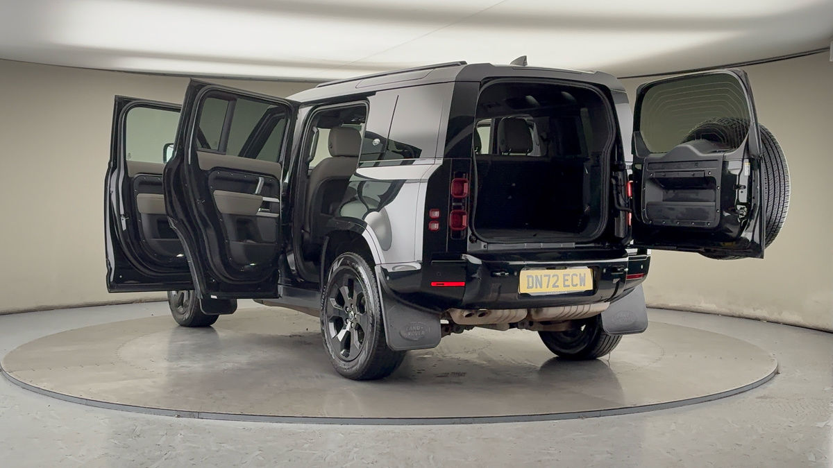 Used Land Rover Defender 110 2022 for sale - 77189041: Photo 23