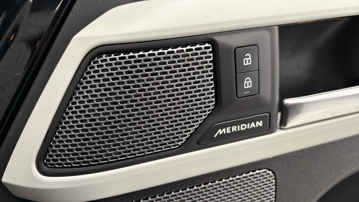 Used Land Rover Defender 110 2022 for sale - 77189041: Photo 25