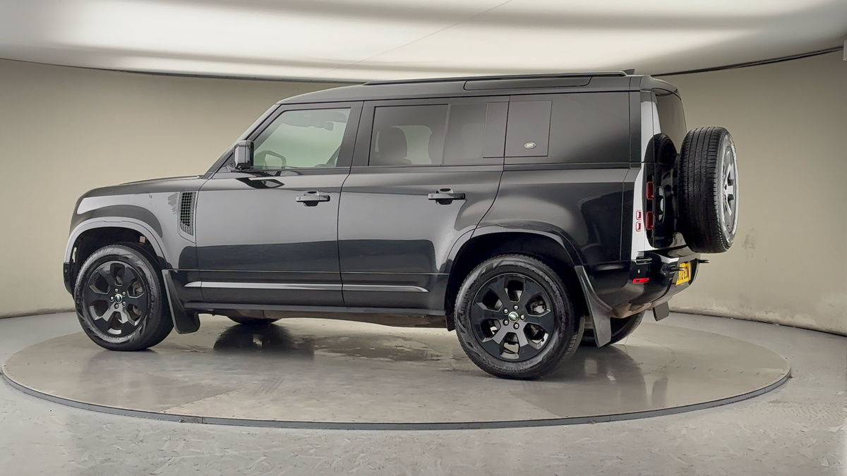 Used Land Rover Defender 110 2022 for sale - 77189041: Photo 27