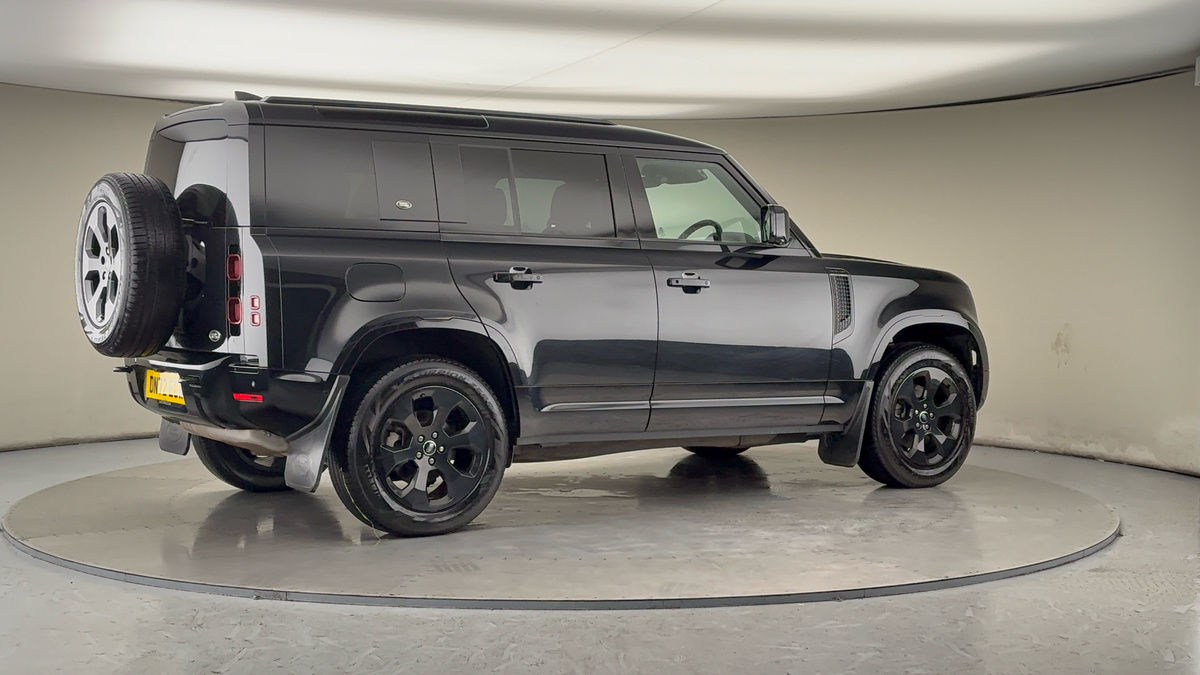 Used Land Rover Defender 110 2022 for sale - 77189041: Photo 39