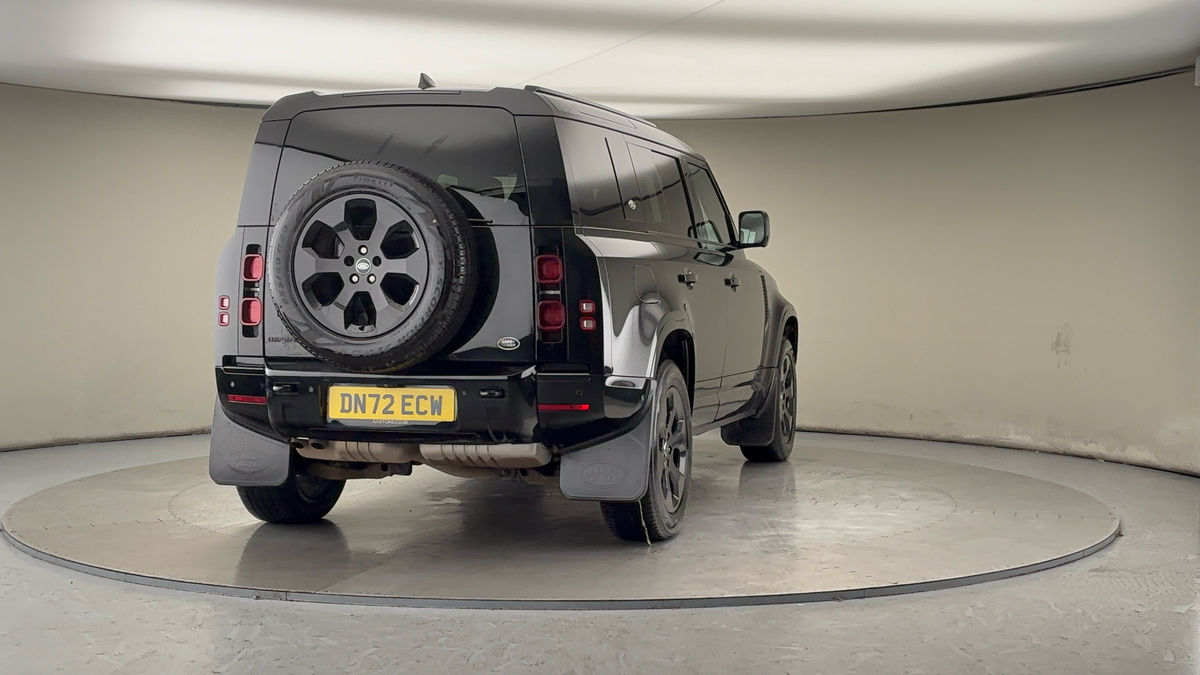 Used Land Rover Defender 110 2022 for sale - 77189041: Photo 41