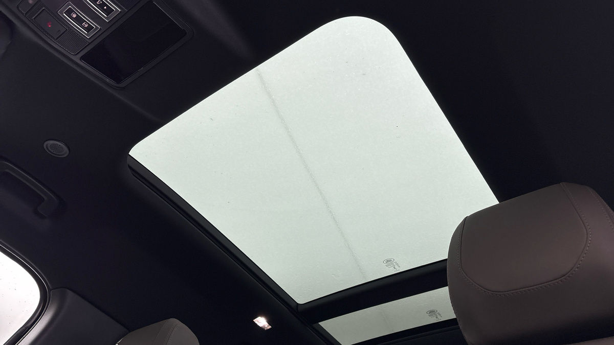 Used Land Rover Defender 110 2022 for sale - 77189041: Photo 6