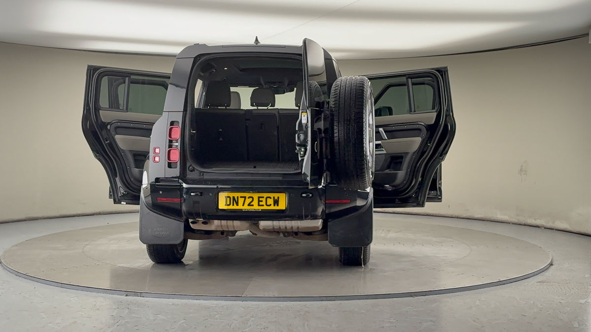 Used Land Rover Defender 110 2022 for sale - 77189041: Photo 61