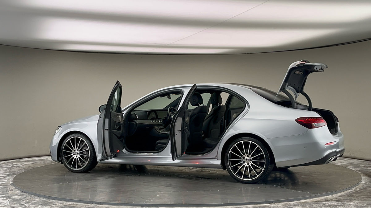 Used Mercedes-Benz E Class 2022 for sale - 76280742: Photo 45