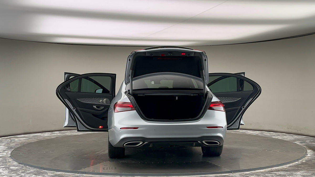 Used Mercedes-Benz E Class 2022 for sale - 76280742: Photo 60