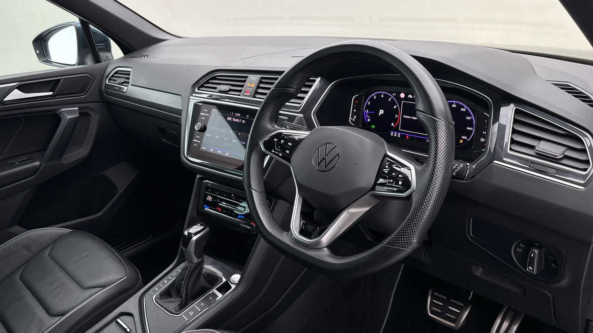Used Volkswagen Tiguan 2022 for sale - 76784699: Photo 2