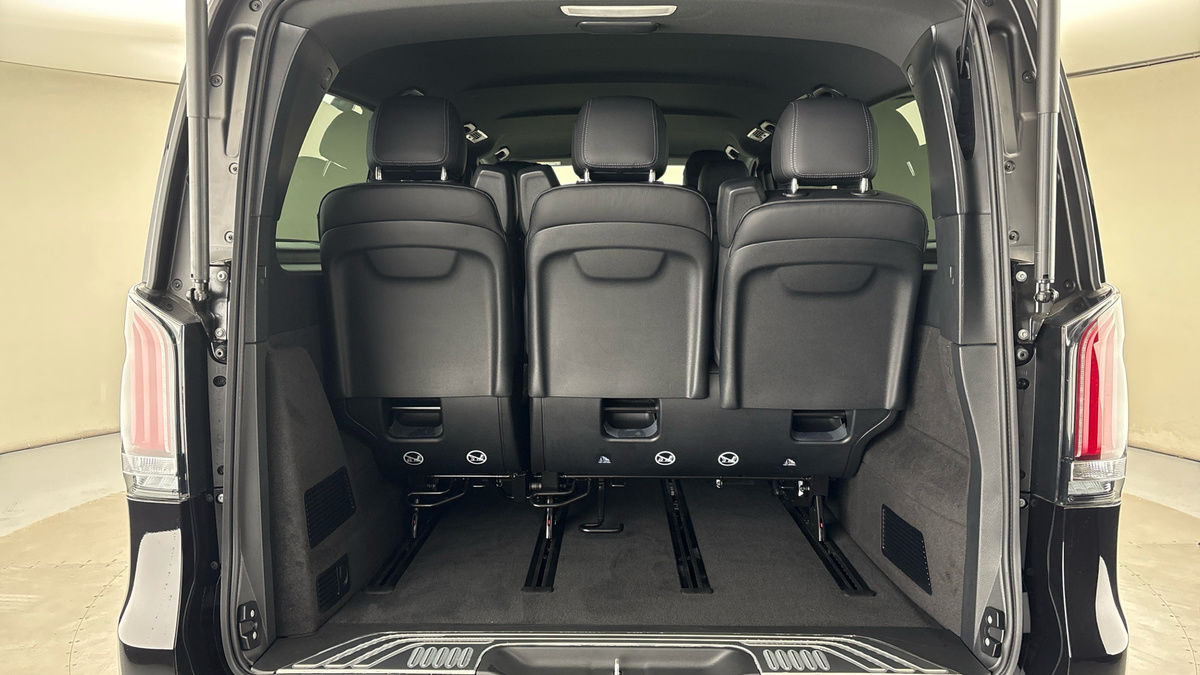 Used Mercedes-Benz V-Class 2025 for sale - 76280808: Photo 11