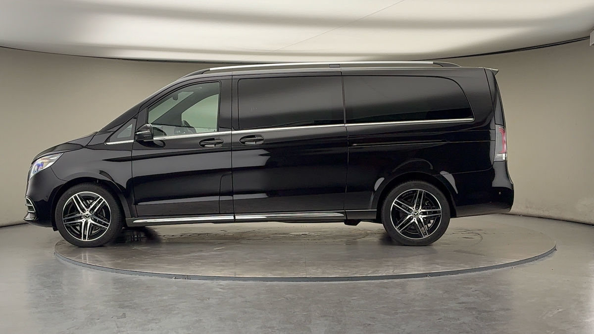 Used Mercedes-Benz V-Class 2025 for sale - 76280808: Photo 15