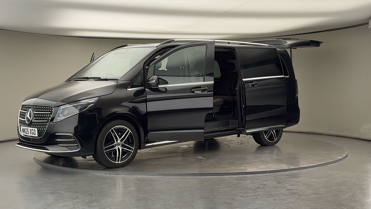 Used Mercedes-Benz V-Class 2025 for sale - 76280808: Photo 22